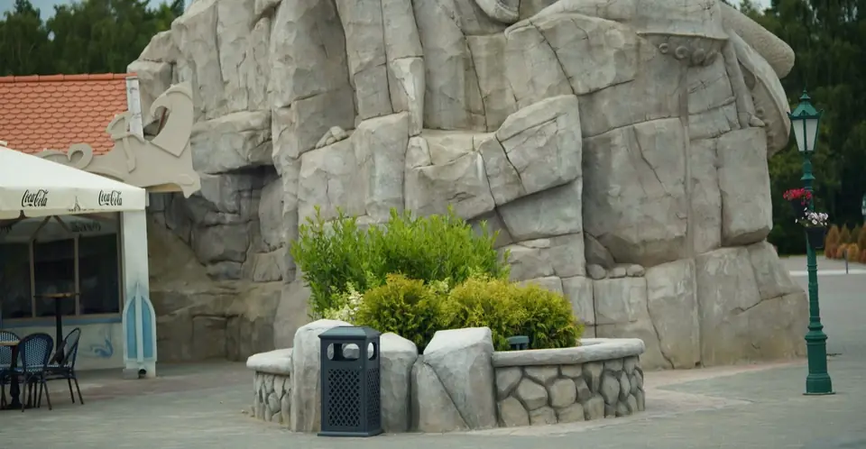 Faux rochers et grottes — photo 26