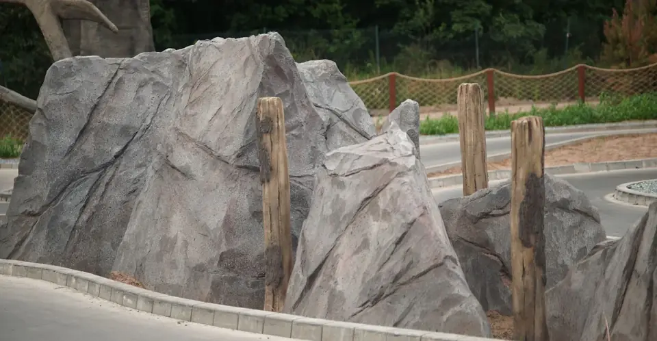 Faux rochers et grottes — photo 1