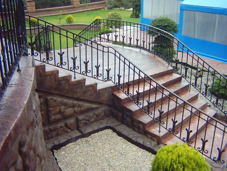 Floors, steps and paths — photo 43