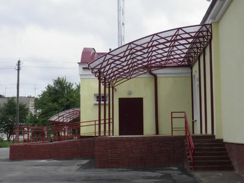 Stołówka i budynek administracyjny — zdjęcie 20
