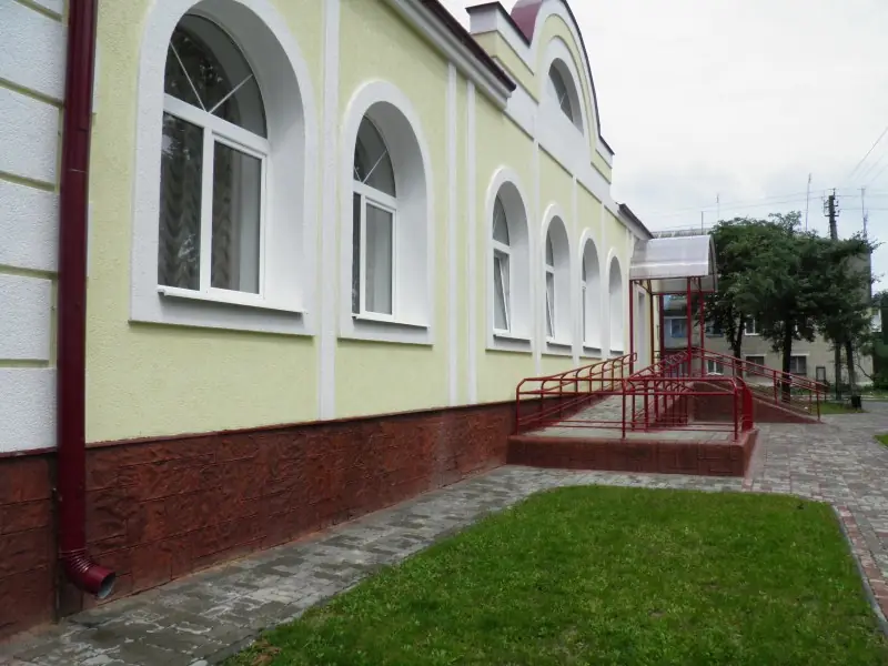 Stołówka i budynek administracyjny — zdjęcie 23