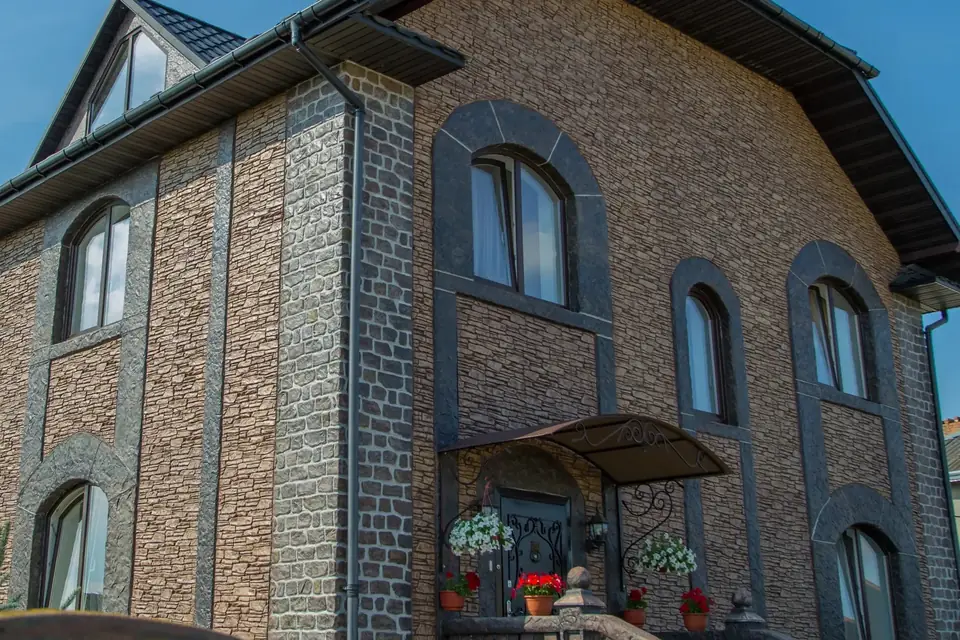 Façades and architectural features — photo 6
