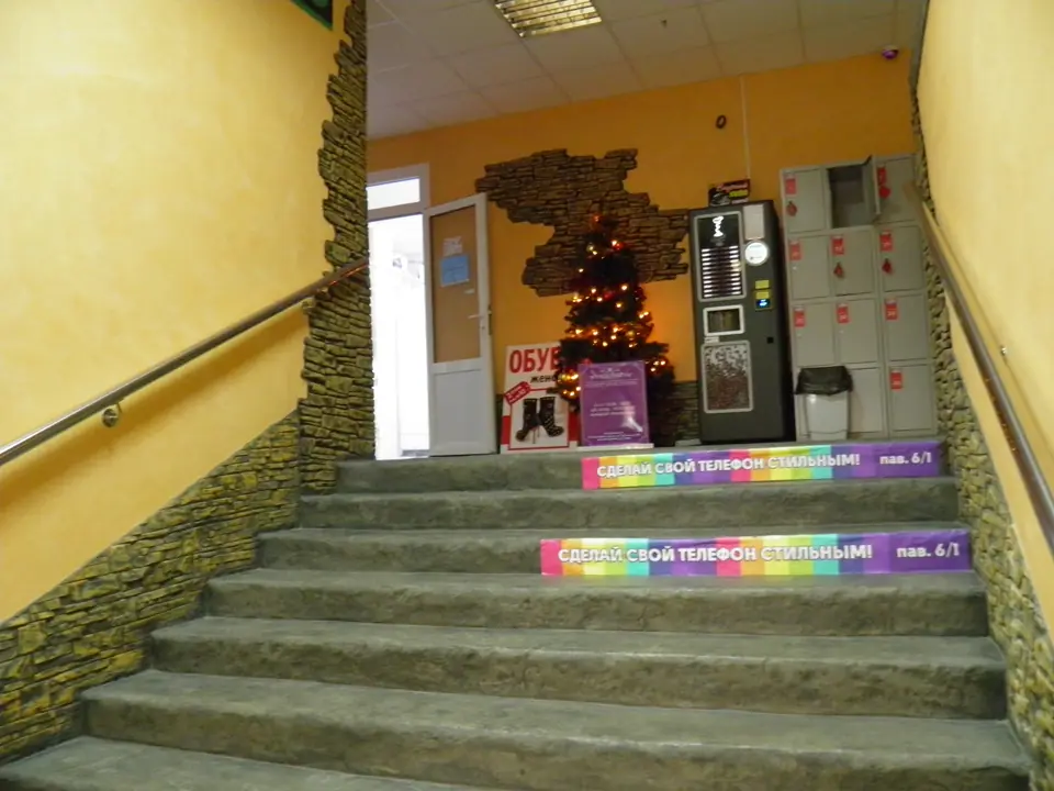 Centrum handlowe — zdjęcie 16